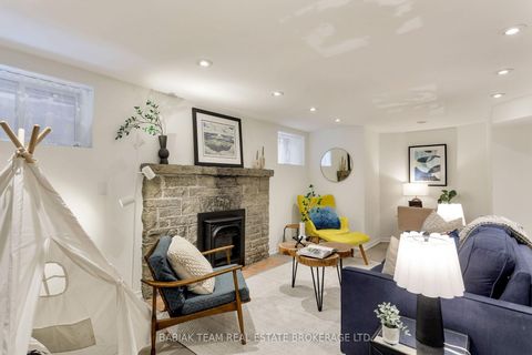 Photo 29 at 16 Palisades, Swansea, Toronto