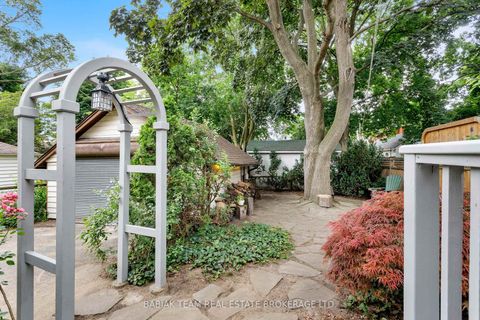 Photo 35 at 16 Palisades, Swansea, Toronto