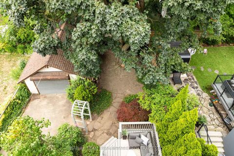 Photo 39 at 16 Palisades, Swansea, Toronto