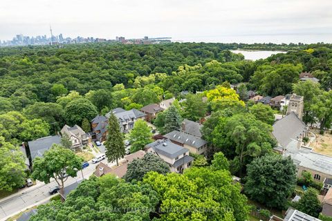 Photo 40 at 16 Palisades, Swansea, Toronto