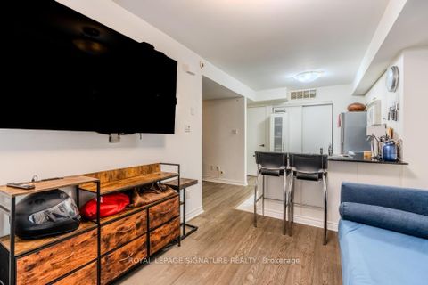 Photo 5 at 703 - 10 Laidlaw Street, South Parkdale, Toronto