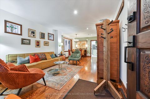 Photo 1 at 186 Gledhill Avenue, Lumsden, Toronto