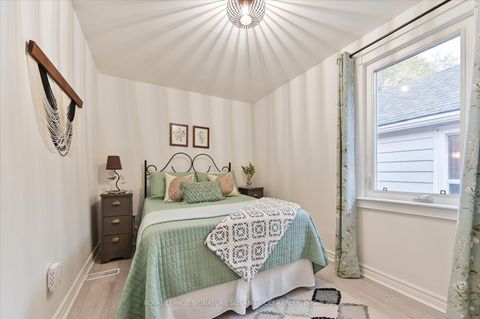 Photo 11 at 186 Gledhill Avenue, Lumsden, Toronto