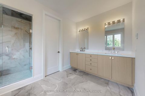 Photo 12 at 61 Milky Way Drive, Observatory, Richmond Hill