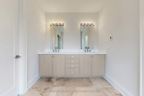 Photo 16 at 61 Milky Way Drive, Observatory, Richmond Hill