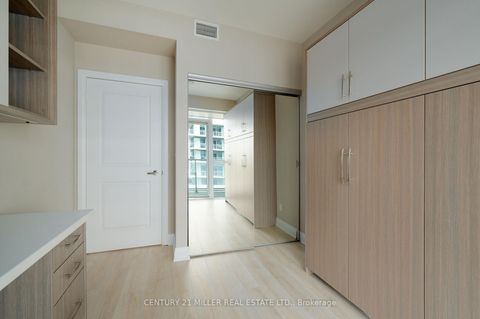 Photo 12 at 1103 - 55 Speers Road, QE Queen Elizabeth, Oakville