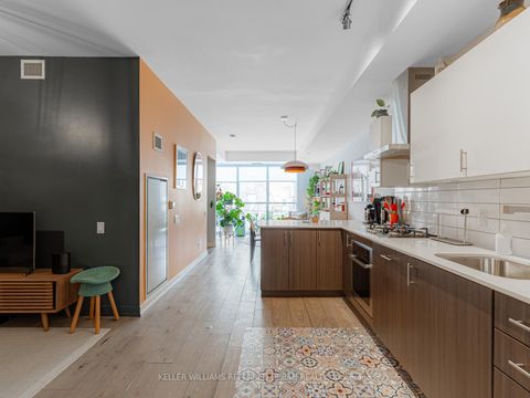 Photo 11 at 222 - 38 Howard Park Avenue, Roncesvalles, Toronto