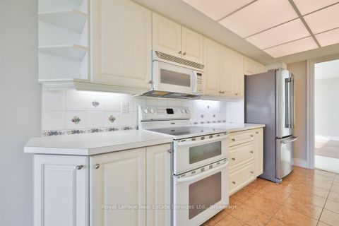 Photo 17 at 607 - 2170 Marine Drive, BR Bronte, Oakville