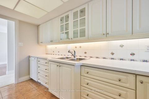 Photo 18 at 607 - 2170 Marine Drive, BR Bronte, Oakville
