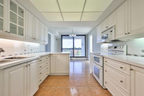 Photo 20 at 607 - 2170 Marine Drive, BR Bronte, Oakville