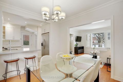 Photo 4 at 10 Allanbrooke Drive, Kingsway South, Toronto