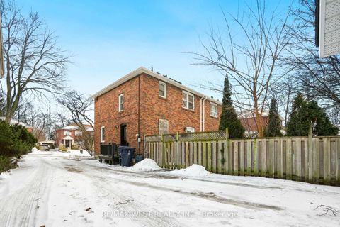 Photo 26 at 10 Allanbrooke Drive, Kingsway South, Toronto
