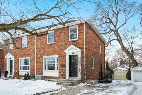 Photo 28 at 10 Allanbrooke Drive, Kingsway South, Toronto