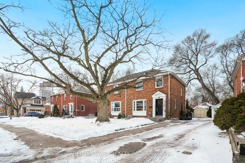 Photo 29 at 10 Allanbrooke Drive, Kingsway South, Toronto