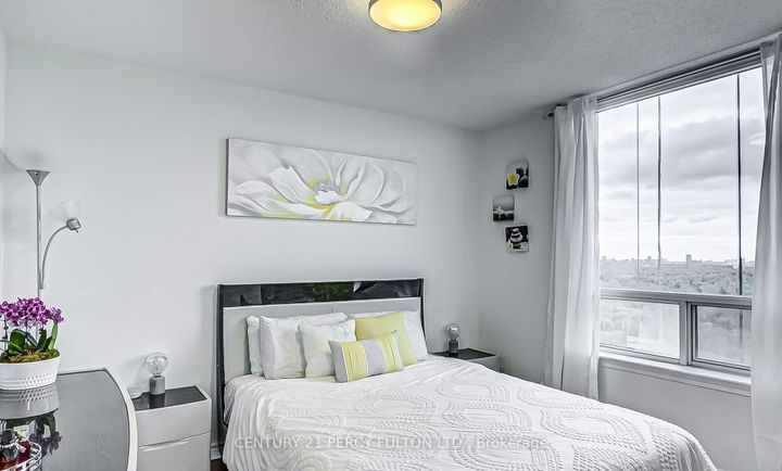 Photo 8 at 1910 - 1 Rean Drive, Bayview Village, Toronto