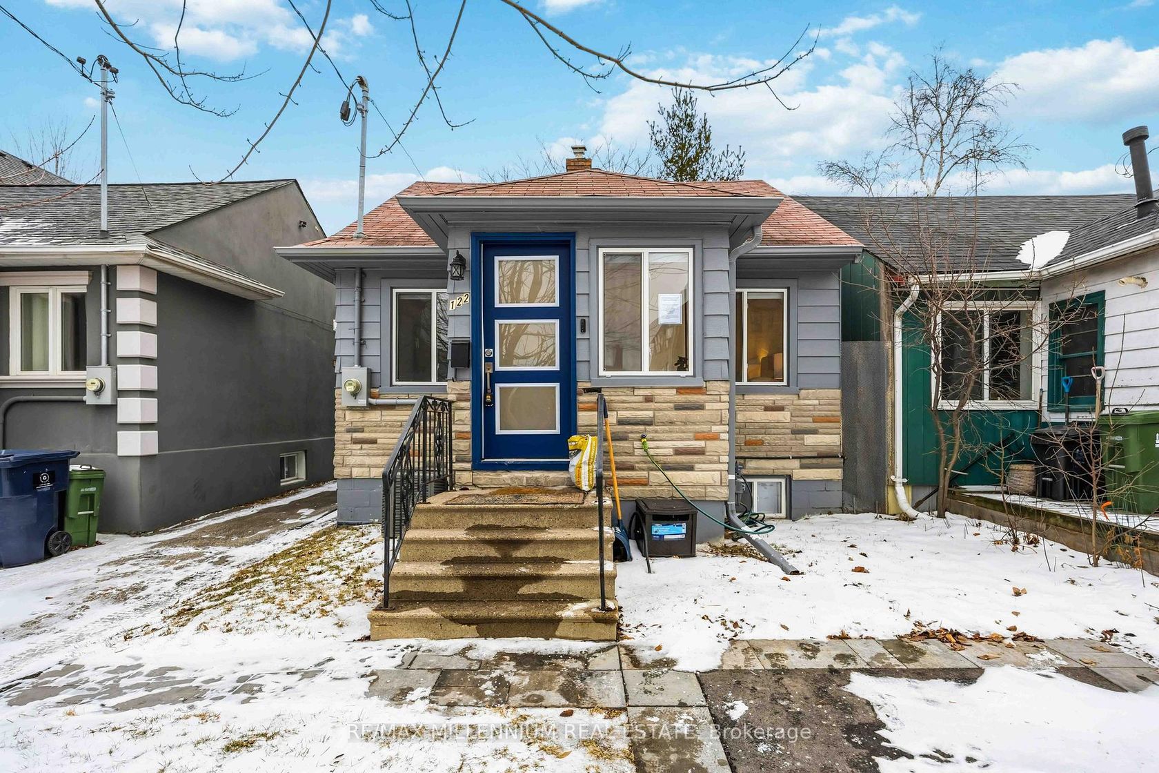 122 Twenty Second Street, Long Branch, Toronto 