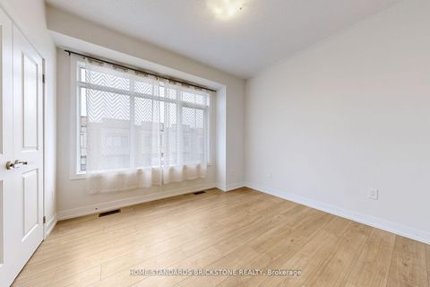 Photo 21 at 215 Salterton Circle, Rural Vaughan, Vaughan