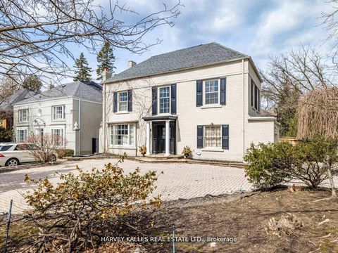 Photo 1 at 2 Silverwood Avenue, Forest Hill South, Toronto