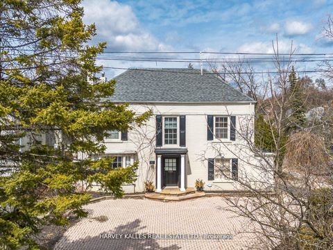 Photo 5 at 2 Silverwood Avenue, Forest Hill South, Toronto