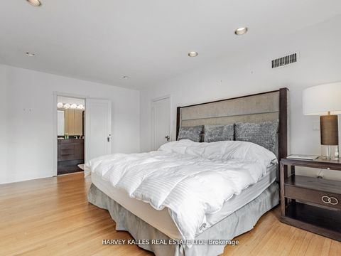 Photo 29 at 2 Silverwood Avenue, Forest Hill South, Toronto