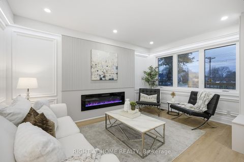 Photo 5 at 162 Tower Drive, Maryvale, Toronto