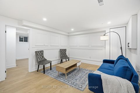 Photo 34 at 162 Tower Drive, Maryvale, Toronto