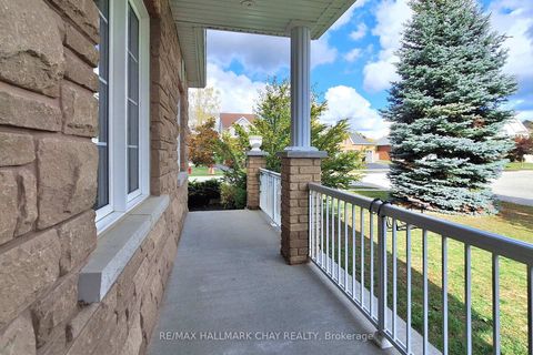 Photo 3 at 1069 Booth Avenue, Alcona, Innisfil