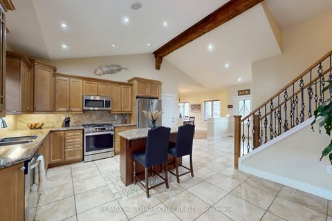 Photo 6 at 1069 Booth Avenue, Alcona, Innisfil