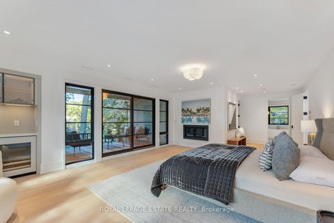 Photo 30 at 8 Crown Park Road, The Beaches, Toronto