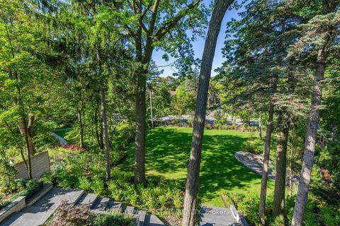 Photo 32 at 8 Crown Park Road, The Beaches, Toronto