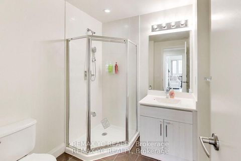 Photo 11 at 1002 - 68 Canterbury Place, Willowdale West, Toronto