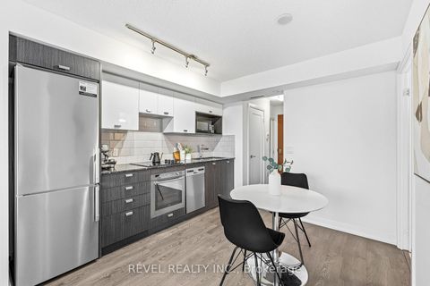 Photo 7 at 619 - 275 VILLAGE GREEN Square, Malvern West, Toronto