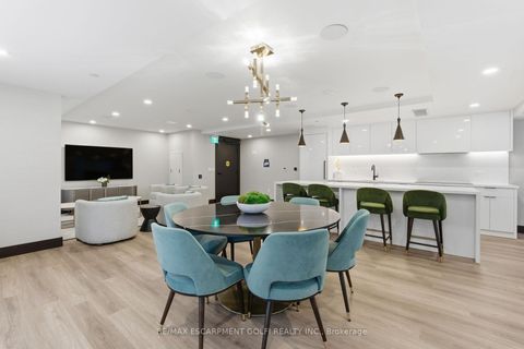 Photo 33 at 840 - 2343 Khalsa Gate, WM Westmount, Oakville