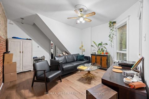 Photo 7 at 935 Bathurst Street, Annex, Toronto