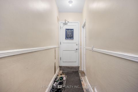 Photo 22 at 935 Bathurst Street, Annex, Toronto