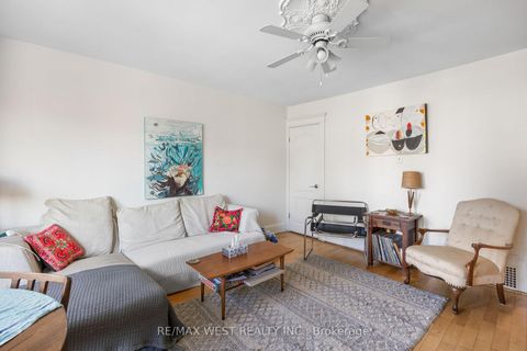 Photo 25 at 935 Bathurst Street, Annex, Toronto