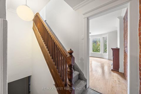 Photo 7 at 937 Bathurst Street, Annex, Toronto