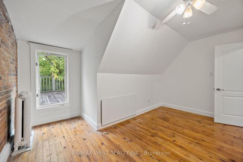 Photo 23 at 937 Bathurst Street, Annex, Toronto