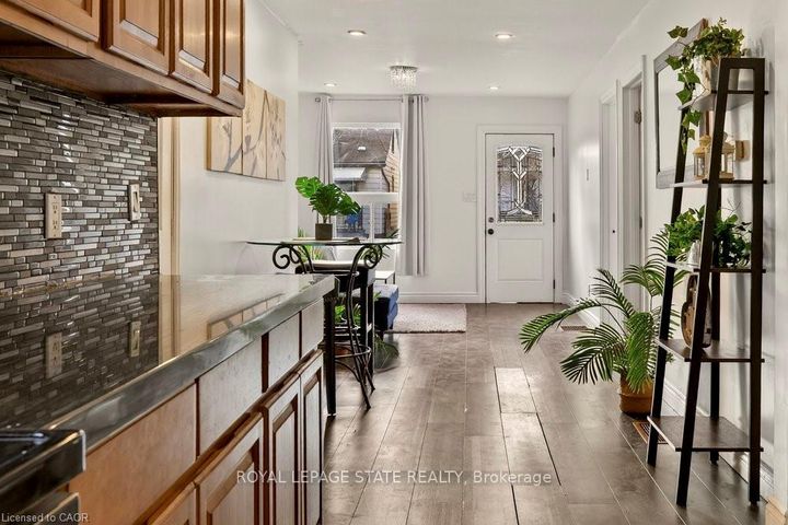 Photo 15 at 163 Hope Avenue, Homeside, Hamilton