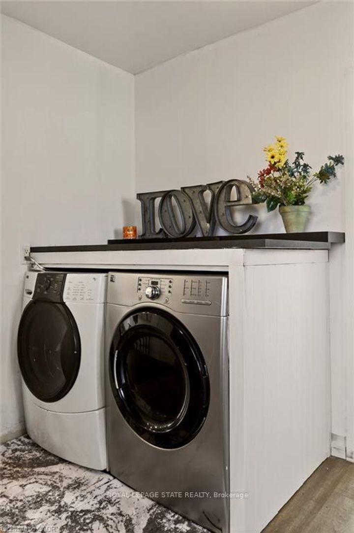 Photo 18 at 163 Hope Avenue, Homeside, Hamilton