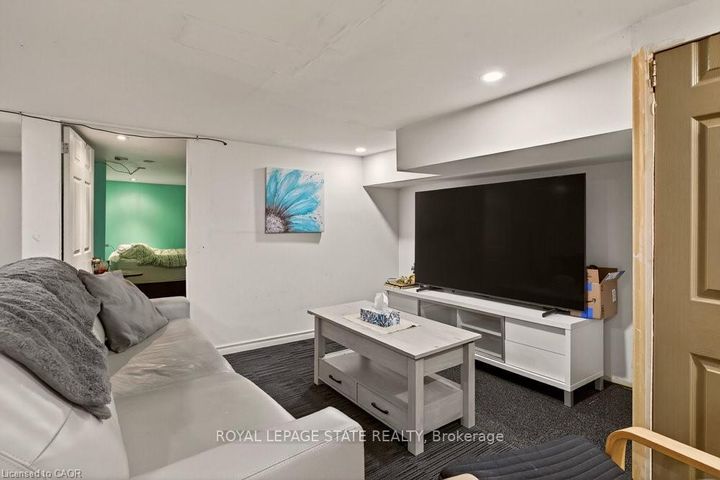 Photo 34 at 163 Hope Avenue, Homeside, Hamilton