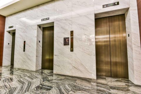 Photo 8 at 4704 - 180 University Avenue, Bay Street Corridor, Toronto