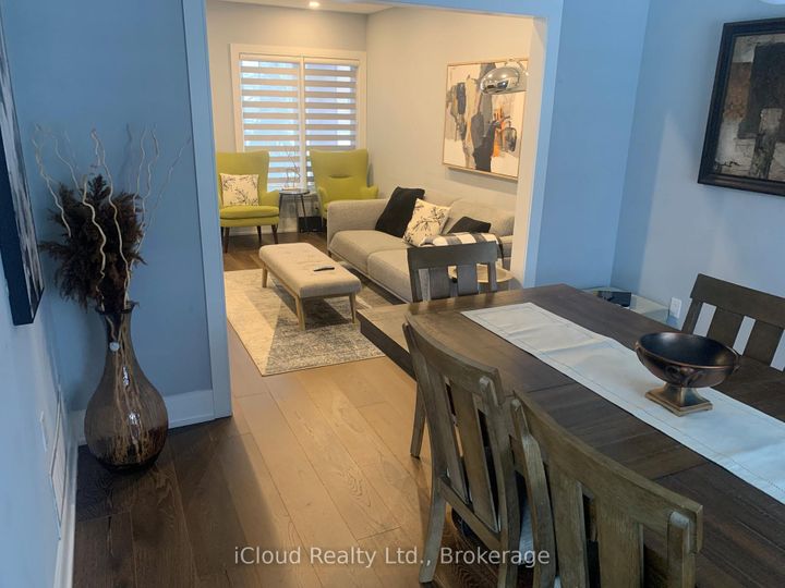 Photo 4 at 878 Blyleven Boulevard, East Credit, Mississauga