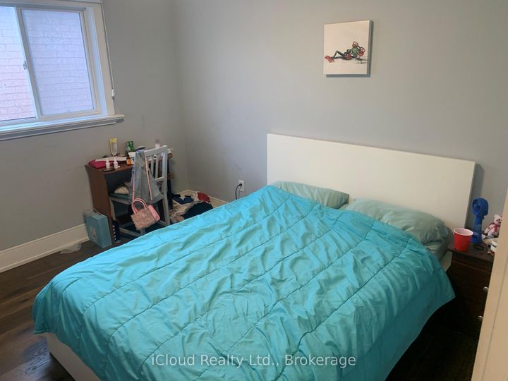 Photo 10 at 878 Blyleven Boulevard, East Credit, Mississauga