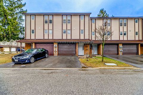 Photo 0 at 51 Yellow Birch Way, Hillcrest Village, Toronto