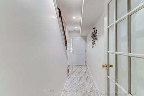 Photo 7 at 51 Yellow Birch Way, Hillcrest Village, Toronto