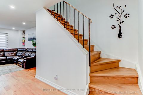 Photo 13 at 51 Yellow Birch Way, Hillcrest Village, Toronto