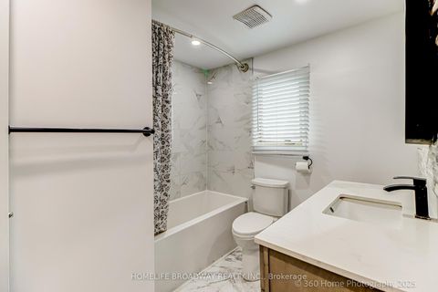Photo 19 at 51 Yellow Birch Way, Hillcrest Village, Toronto