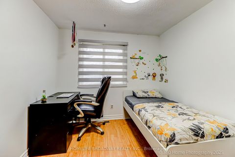 Photo 23 at 51 Yellow Birch Way, Hillcrest Village, Toronto