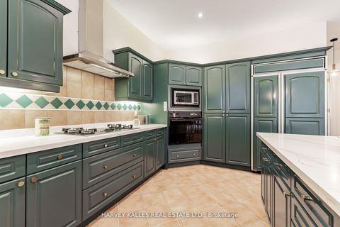 Photo 14 at 145 Rodeo Drive, Yorkhill, Vaughan